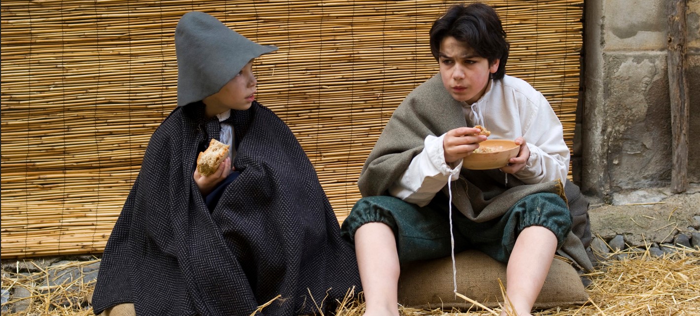 Mittelalter Picknick So gestalten Sie ein Geburtstagspicknick wie zu Till Eulenspiegels Zeiten
